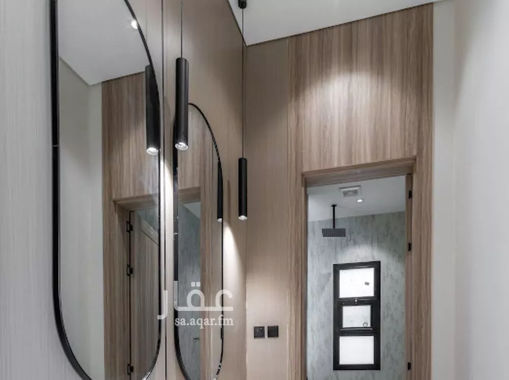 3 bedroom floor in Al Janadriyah 5