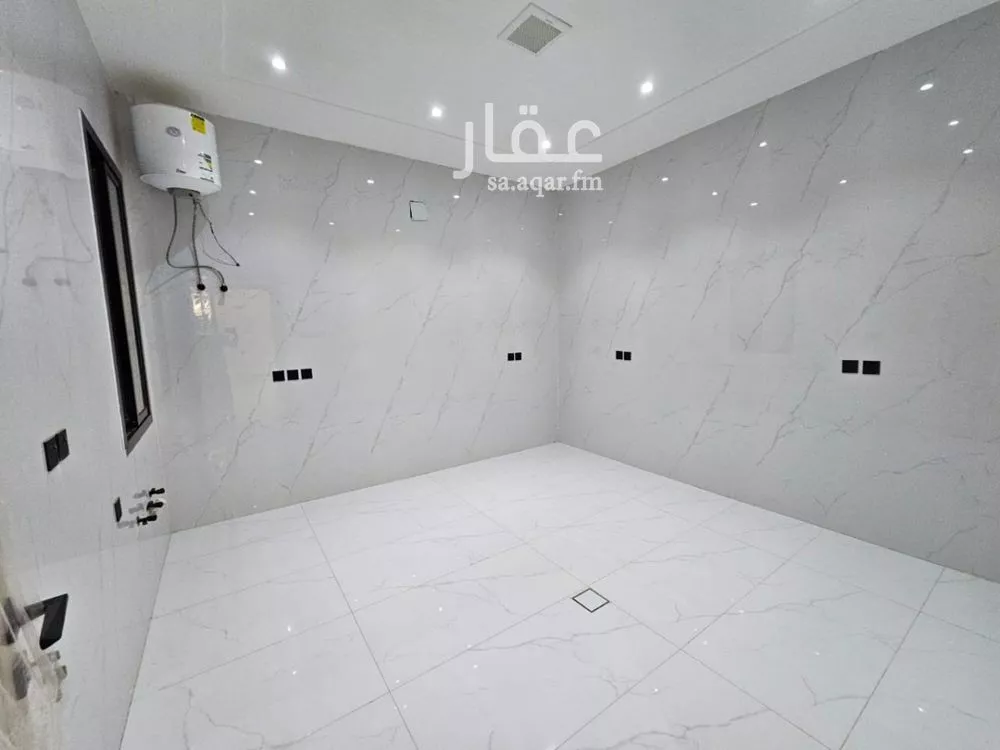 دور 3 غرف في العريجاء الغربية 2