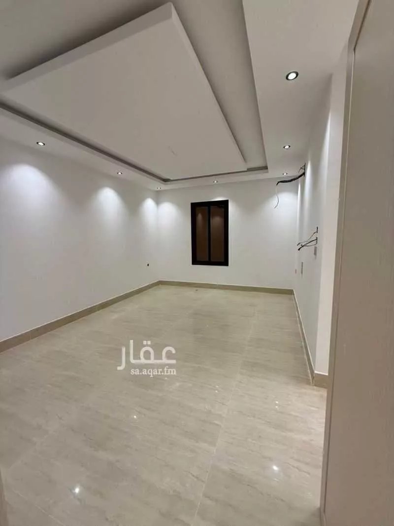 شقة 4 غرف في الحمرا 2