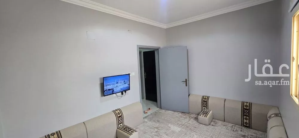 3 bedroom floor in Ad Dar Al Baida 3