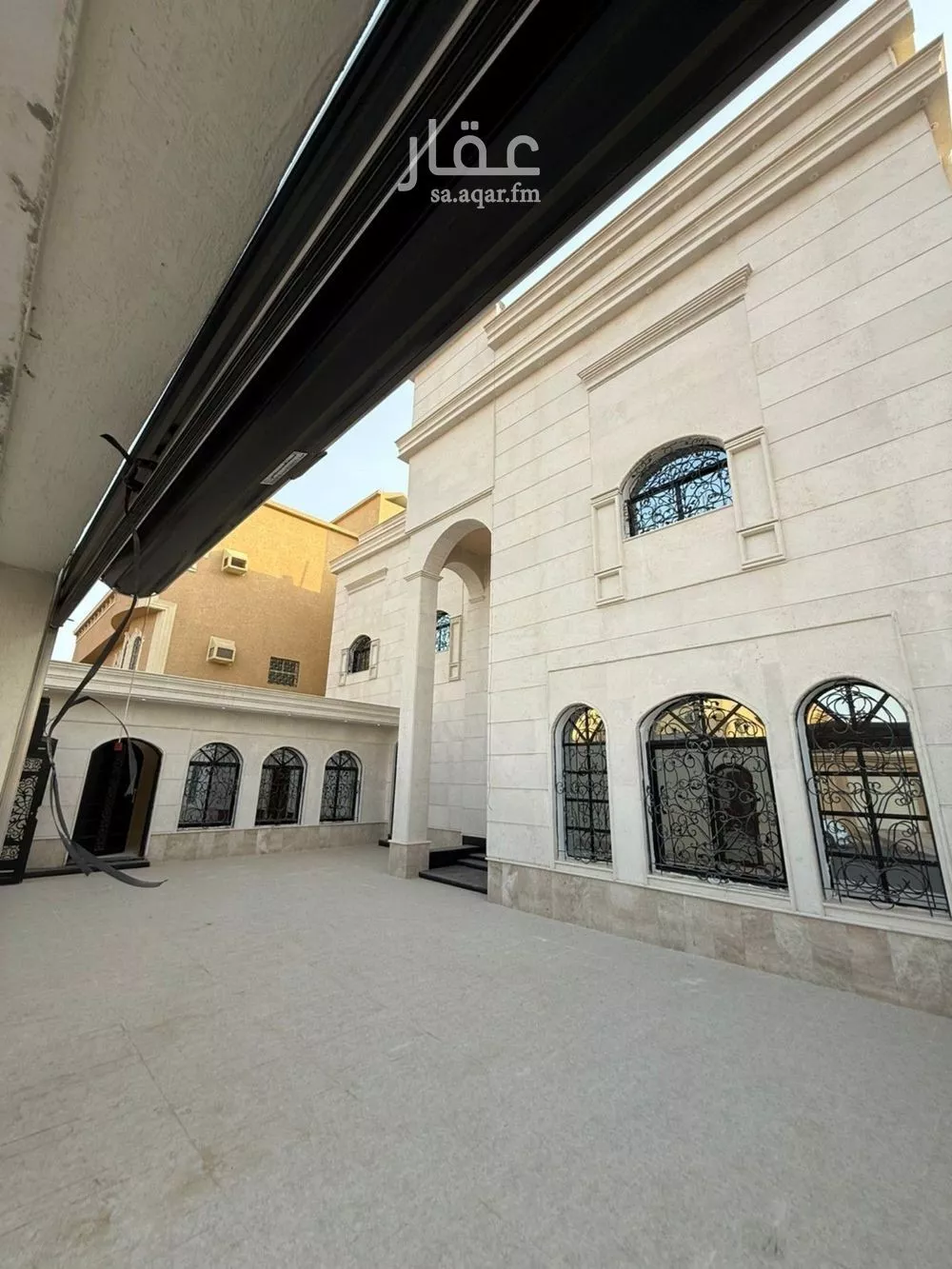 فيلا 6 غرف في النظيم 2