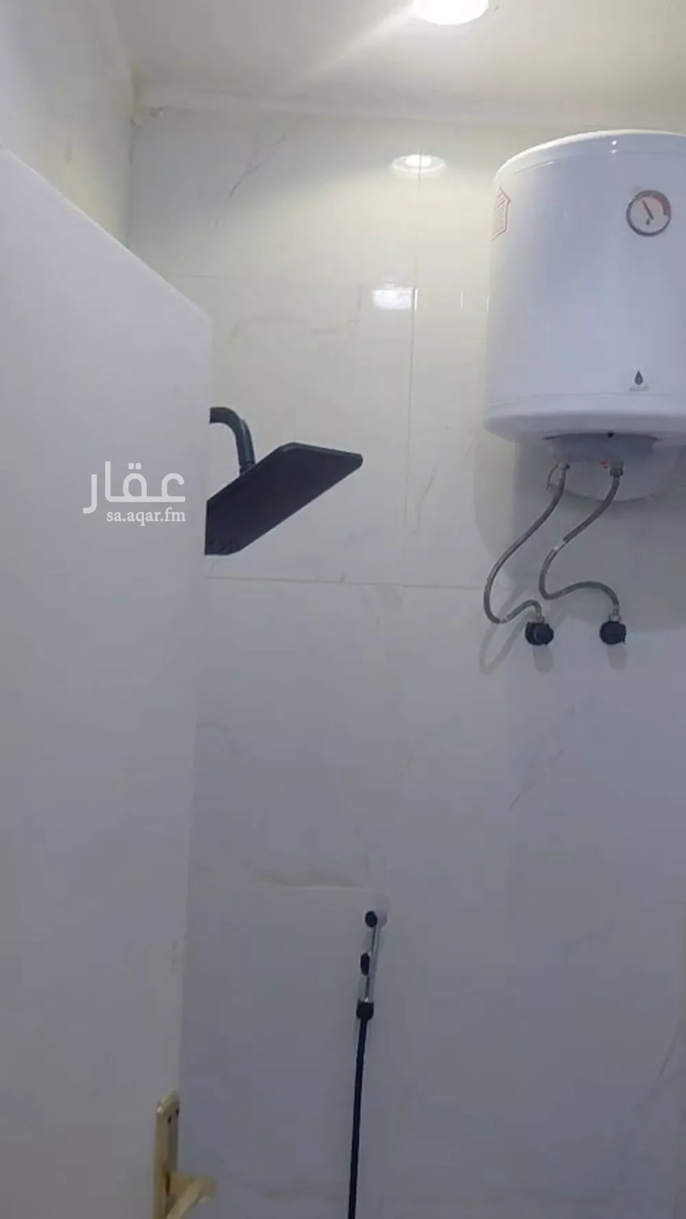 شقة 2 غرف في العقيق 1