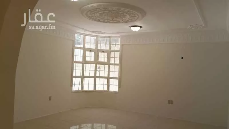 7 bedroom villa in Al Aqrabiyah, Eastern Province 4