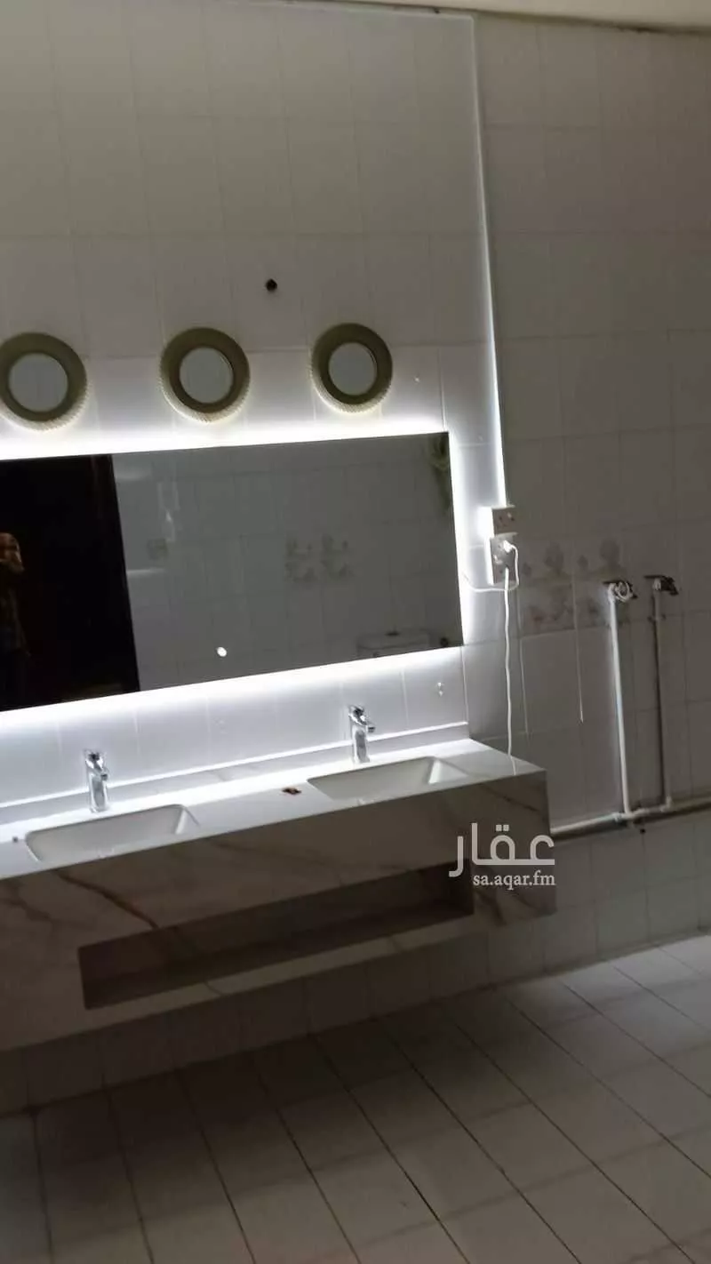 9 bedroom villa in Al Hizam Al Akhdar, Eastern Province 5