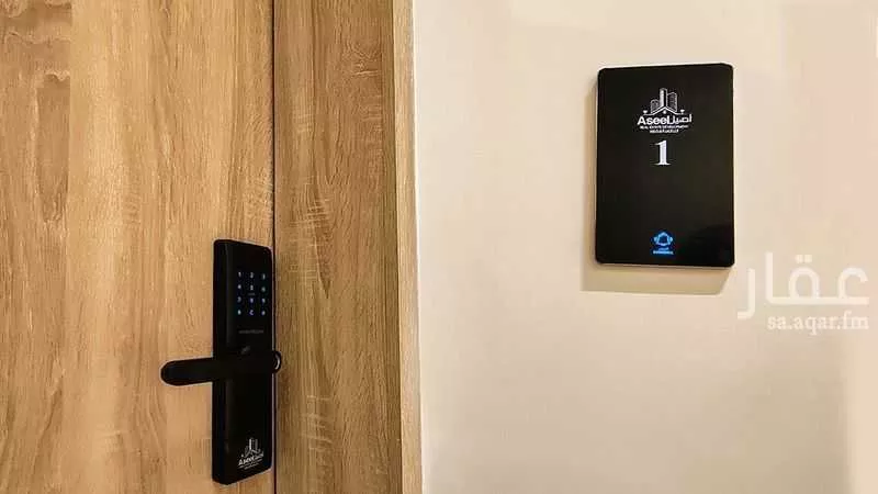 شقة 5 غرف في الحمرا 2