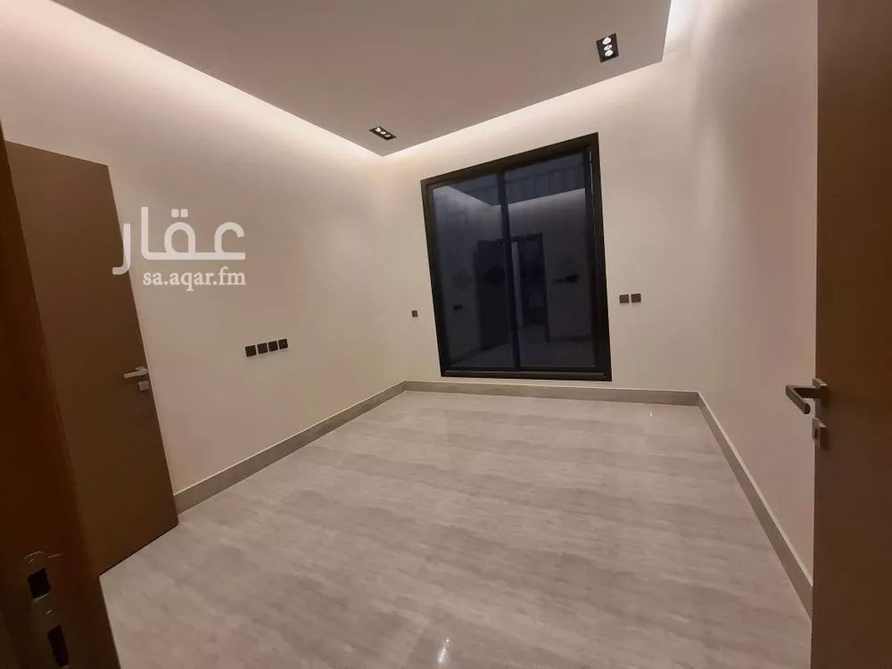 فيلا 5 غرف في الرمال 3