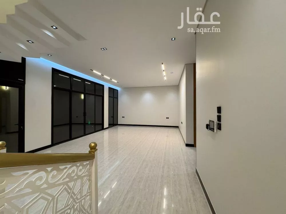 فيلا 5 غرف في الرمال 4