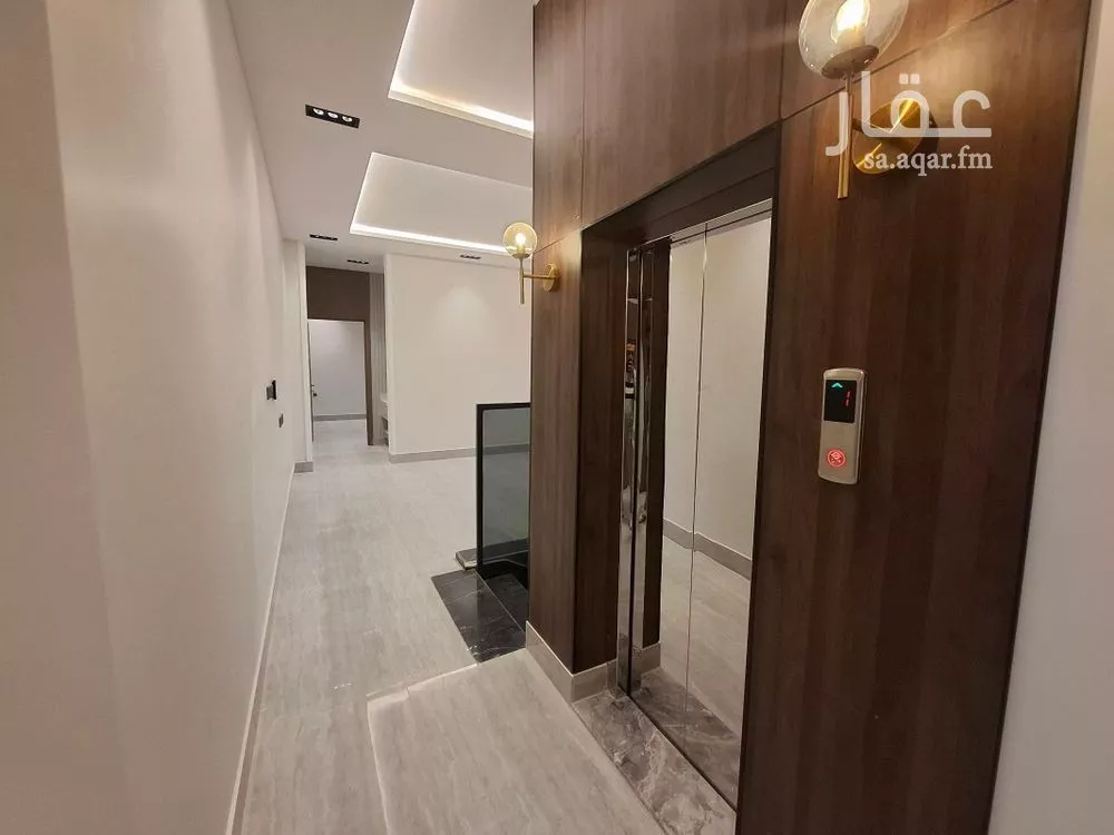 5 bedroom villa in Al Rimal 4