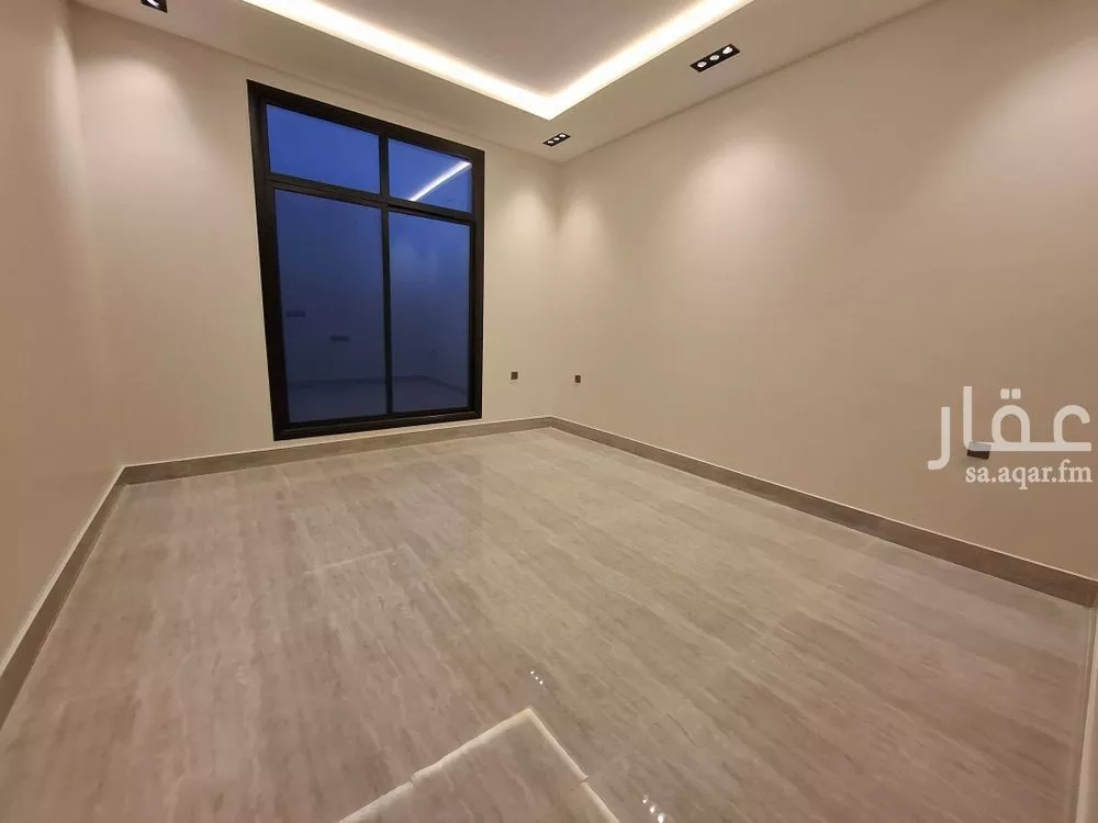 شقة 4 غرف في الرمال 3