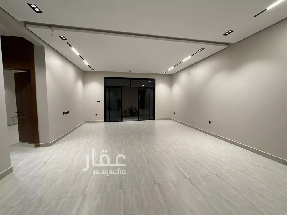 فيلا 5 غرف في الرمال 5