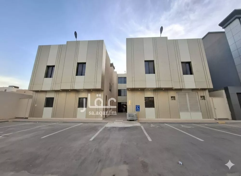 3 bedroom apartment in Al Maizilah 1