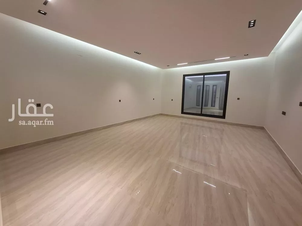 فيلا 5 غرف في الرمال 4