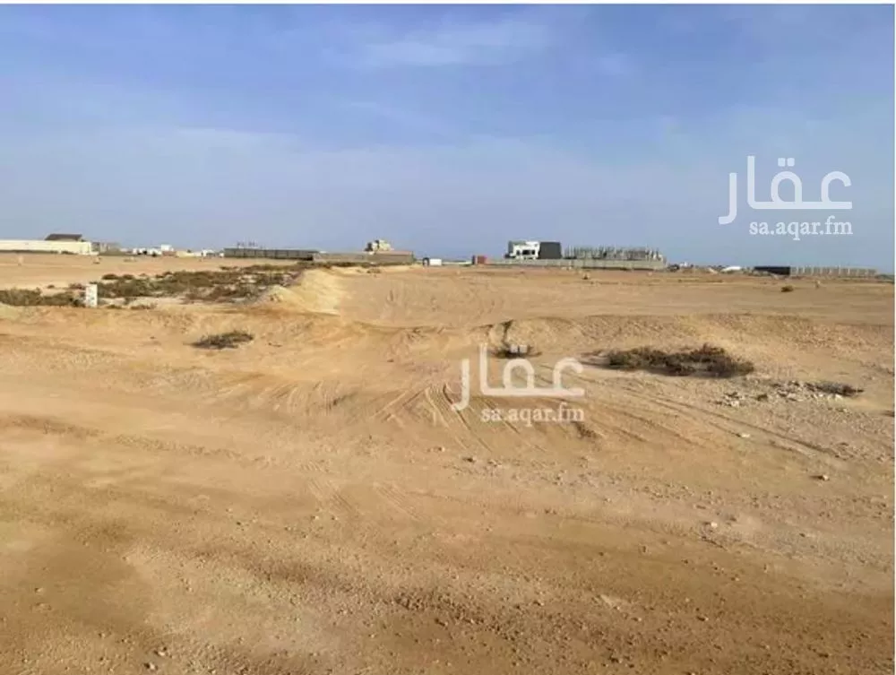 911 sqm land in Az Zomorod 3