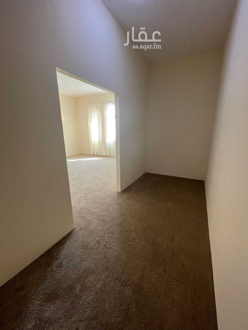 8 bedroom villa in Najd, Eastern Province 15
