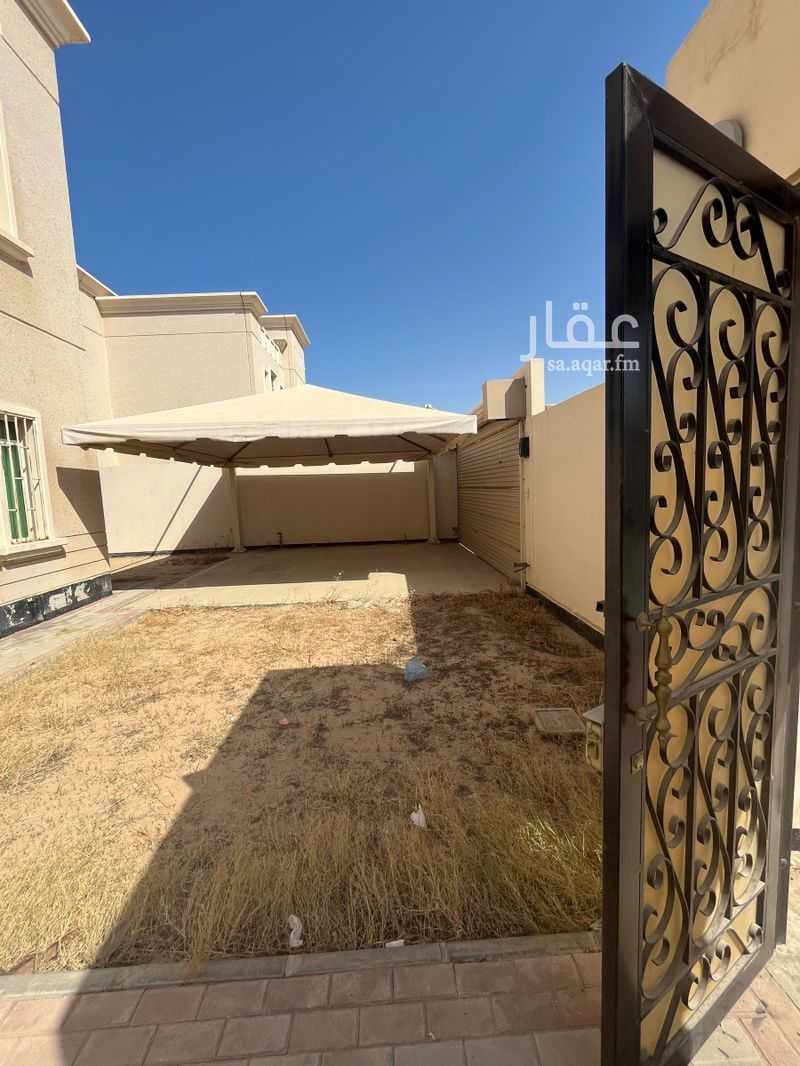 8 bedroom villa in Najd, Eastern Province 22
