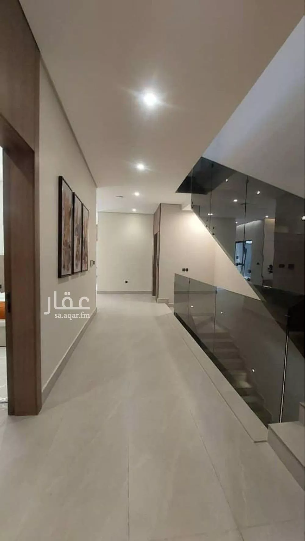 فيلا 6 غرف في السيف 4