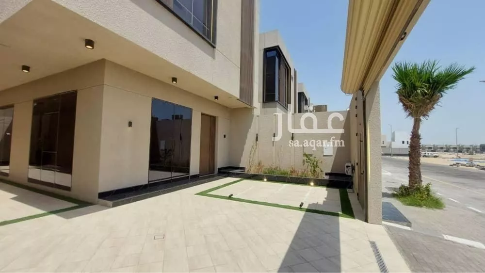 فيلا 6 غرف في السيف 5