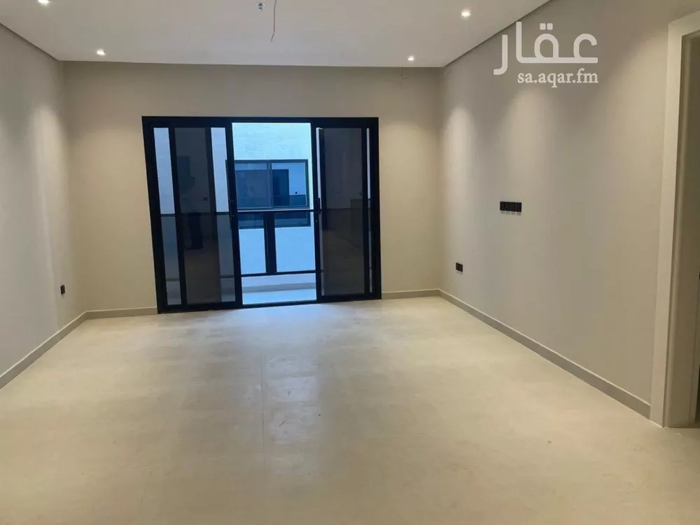 شقة 3 غرف في البحر 3