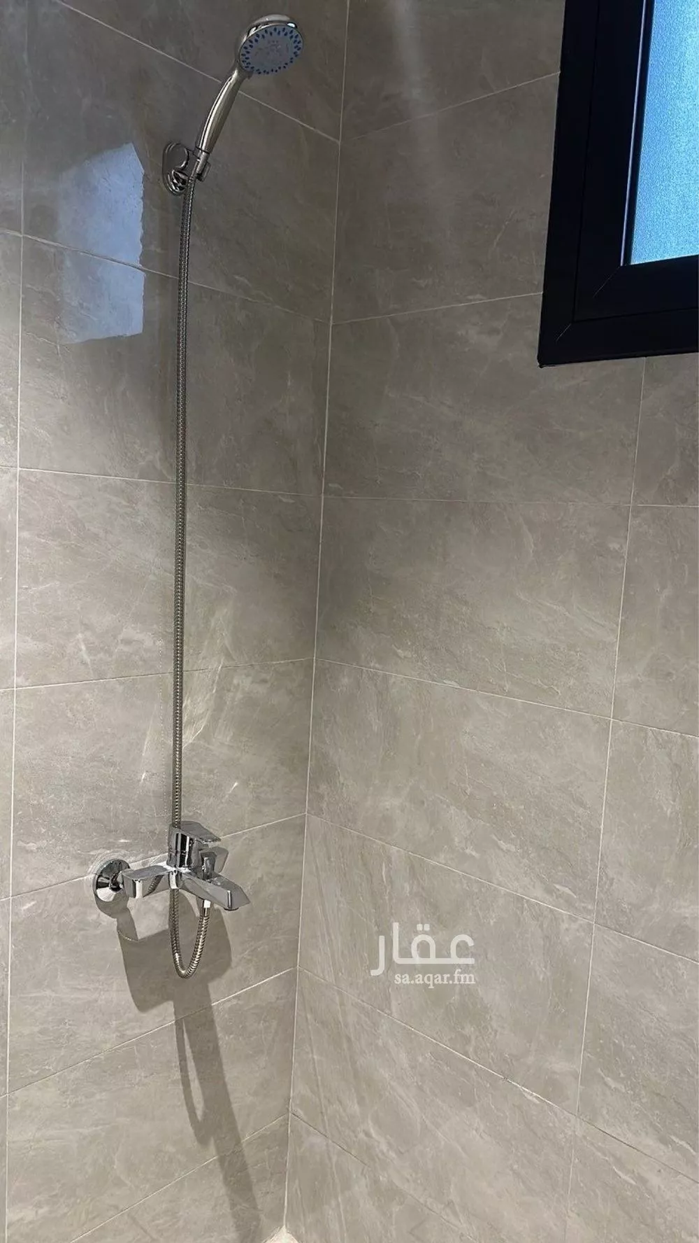 شقة 1 غرف في الحمرا 5