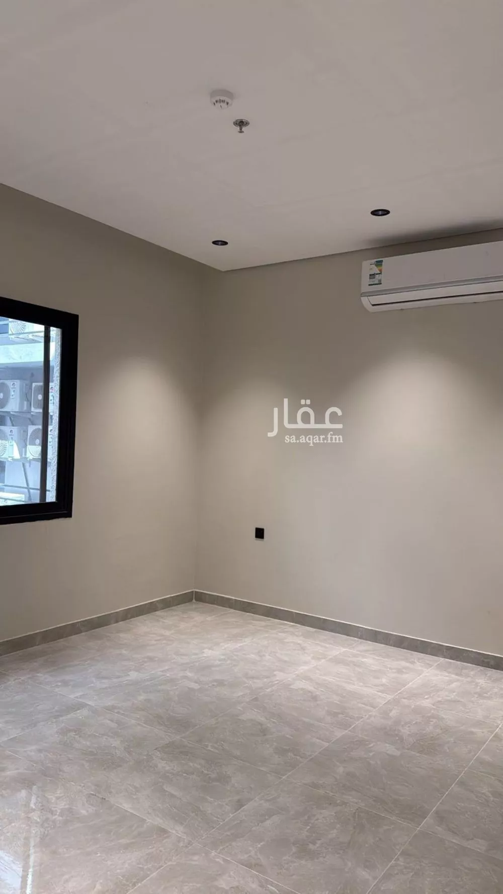 شقة 6 غرف في الحمرا 3