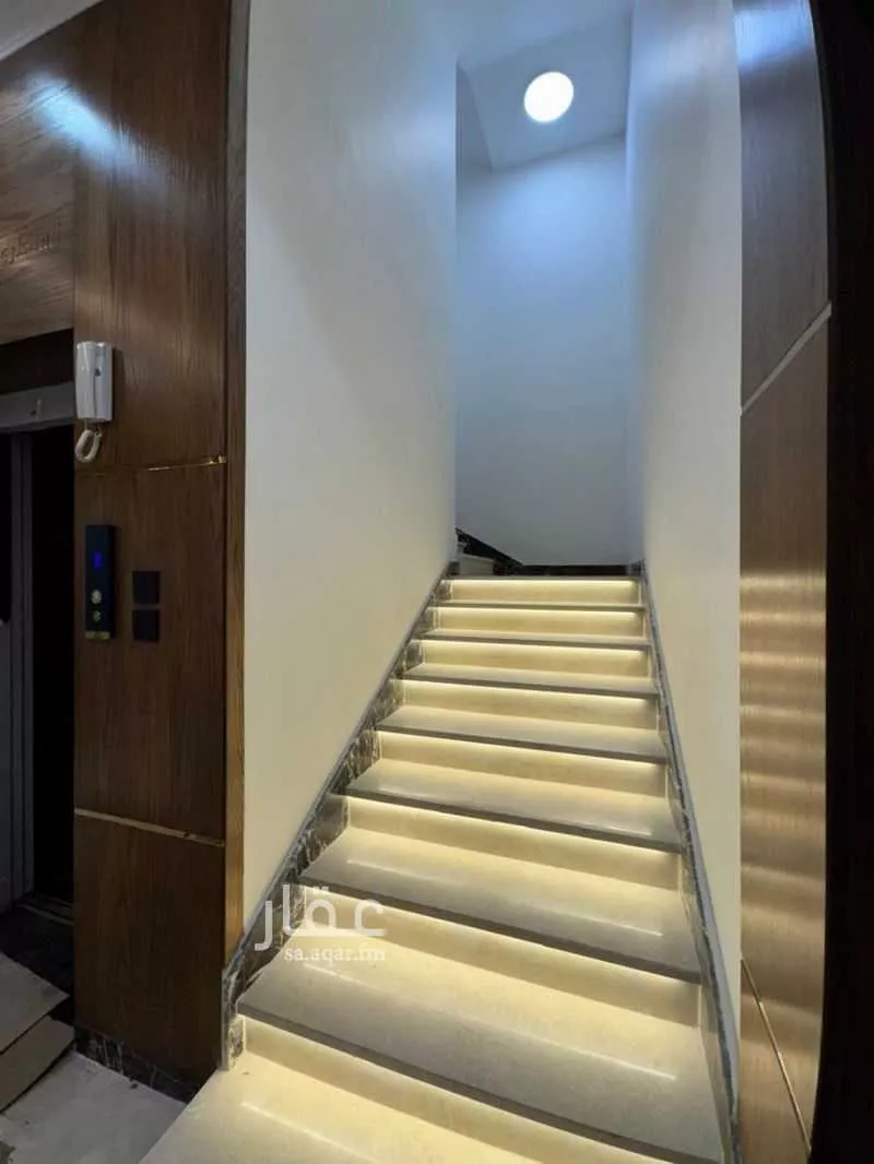 شقة 5 غرف في عين الخيف 1