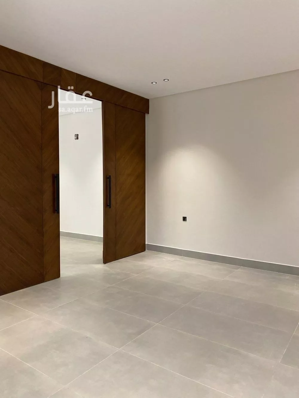 فيلا 6 غرف في المهدية 4