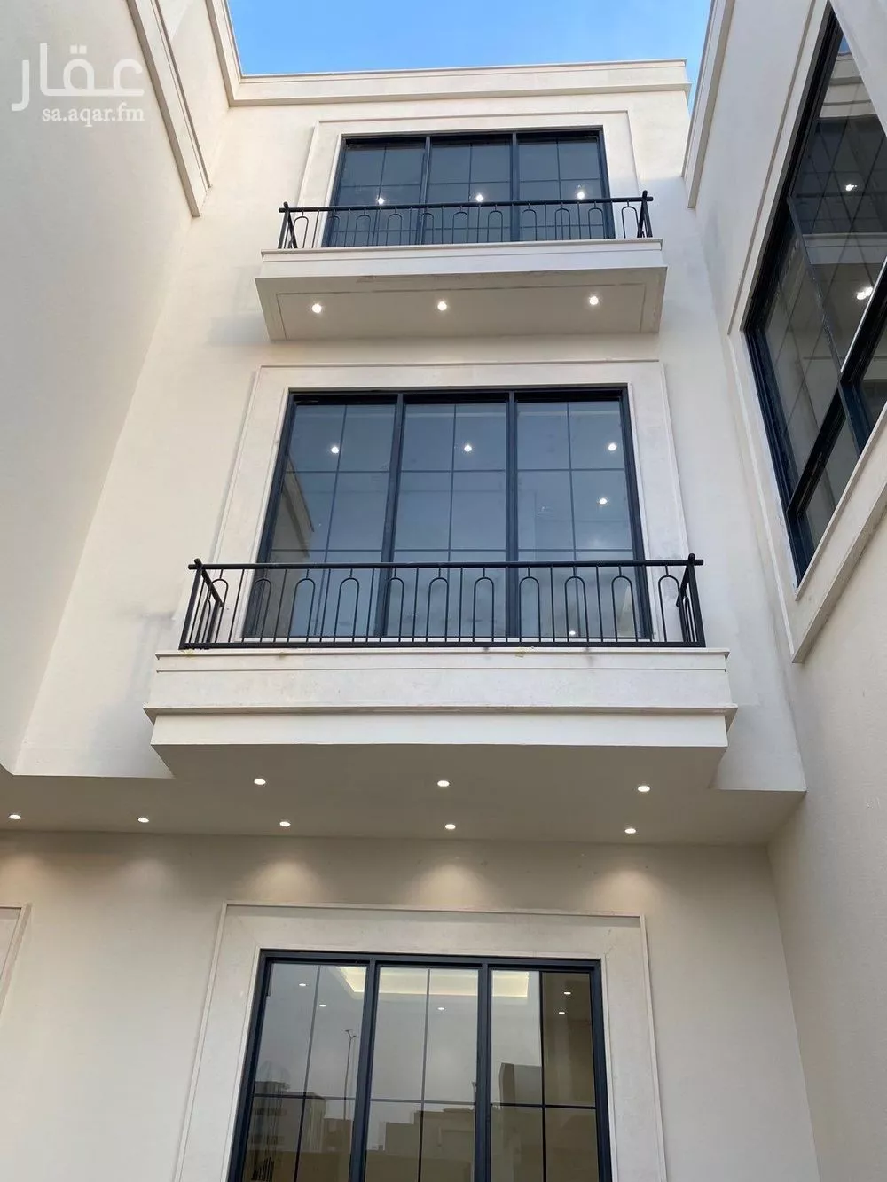 فيلا 5 غرف في المهدية 5