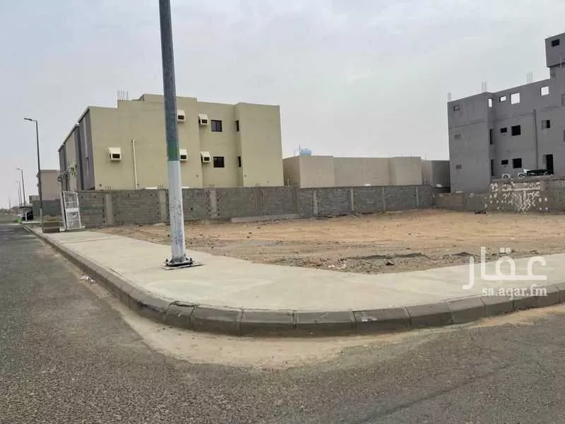 أرض 593 م² في العكيشية 3