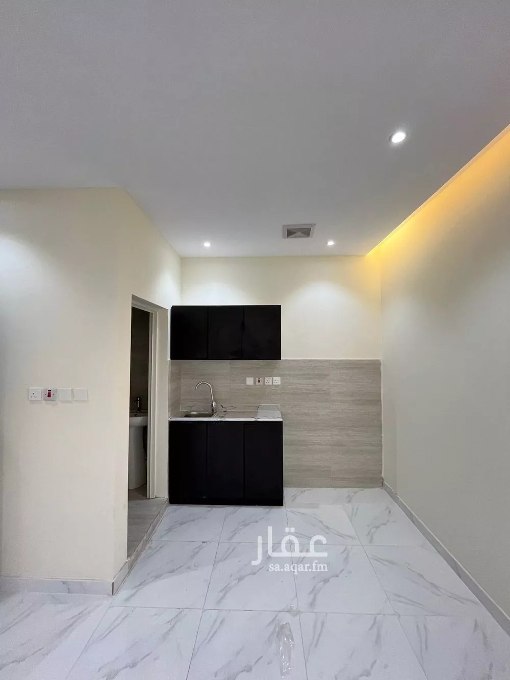 1 bedroom apartment in As Suwaidi, Riyadh 3