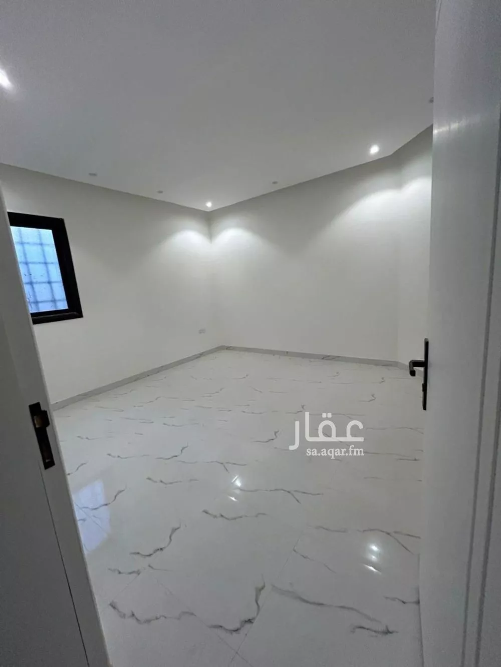 3 bedroom apartment in Al Rimal 4
