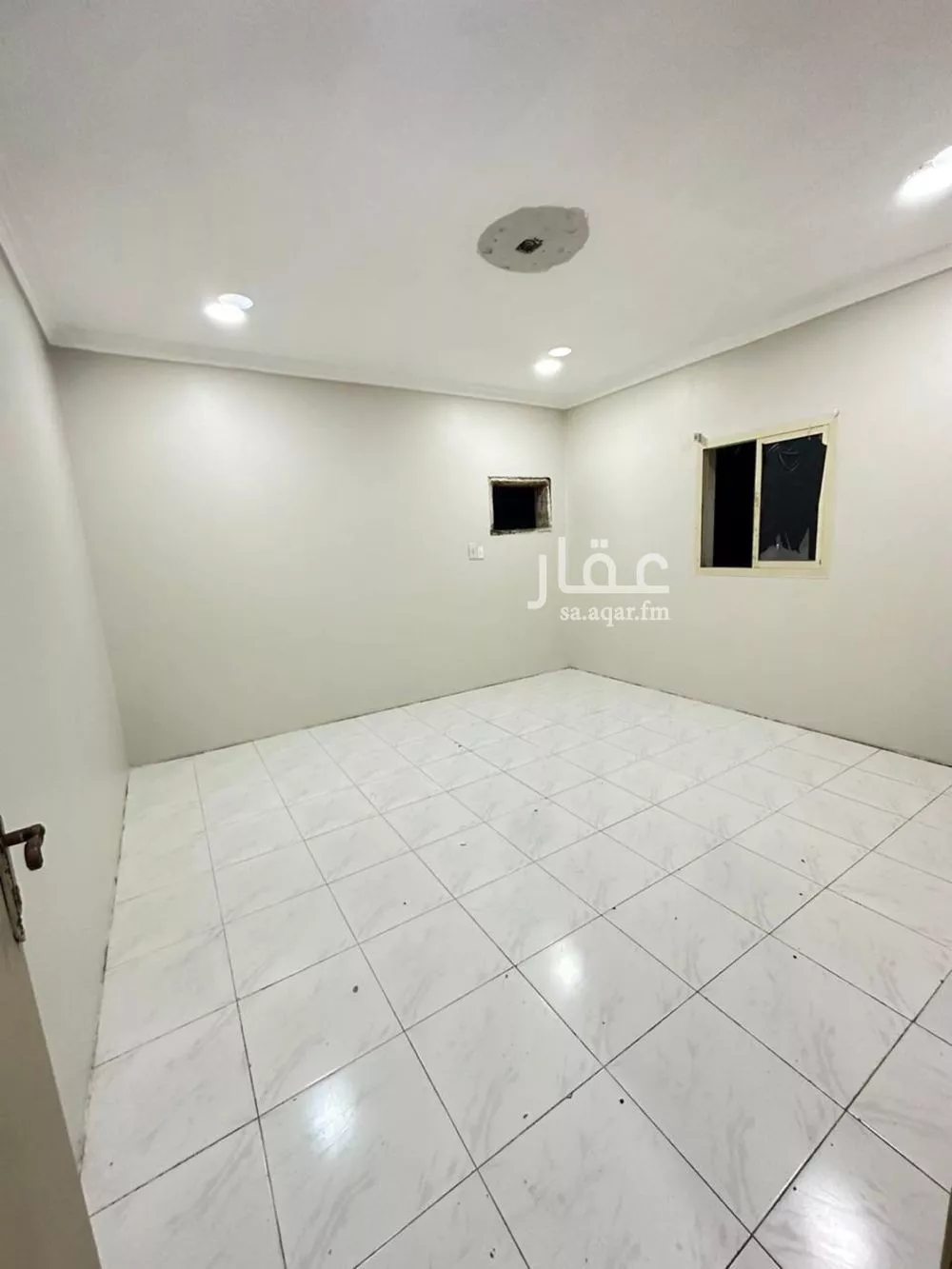 شقة 2 غرف في الزهور 4