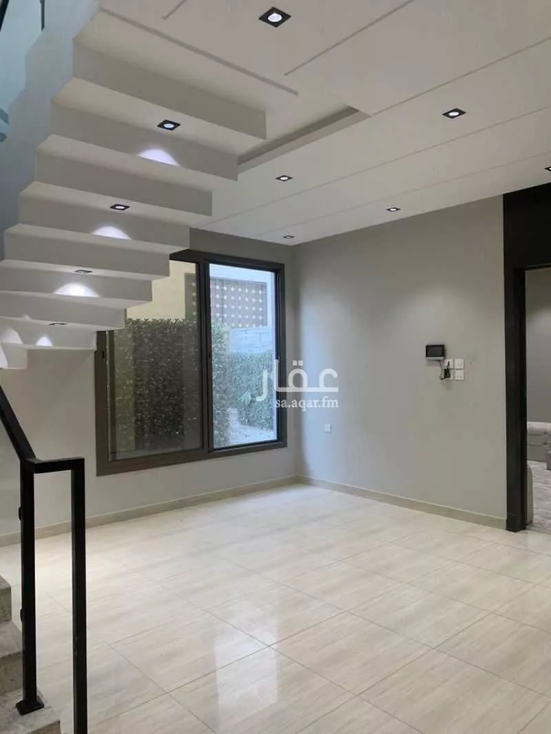 عمارة 251 م² في طويق 5