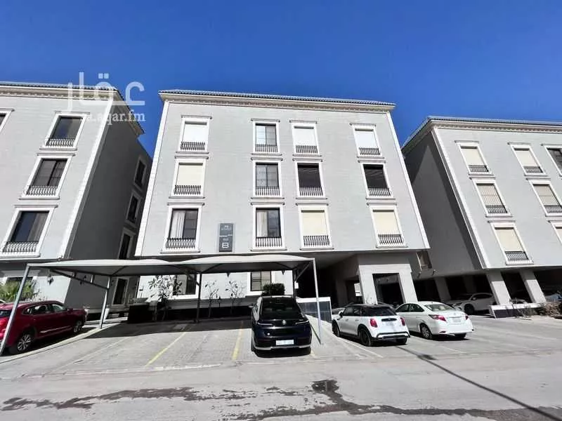 شقة 2 غرف في الملقا 5