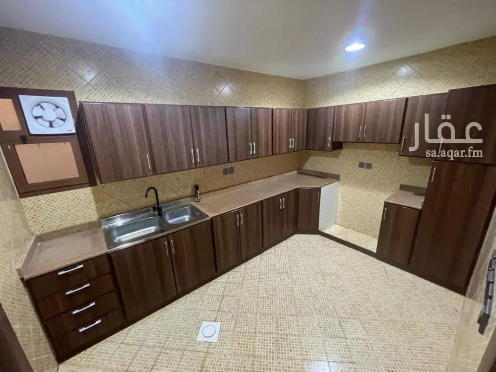 3 bedroom apartment in Al Sahafah 2