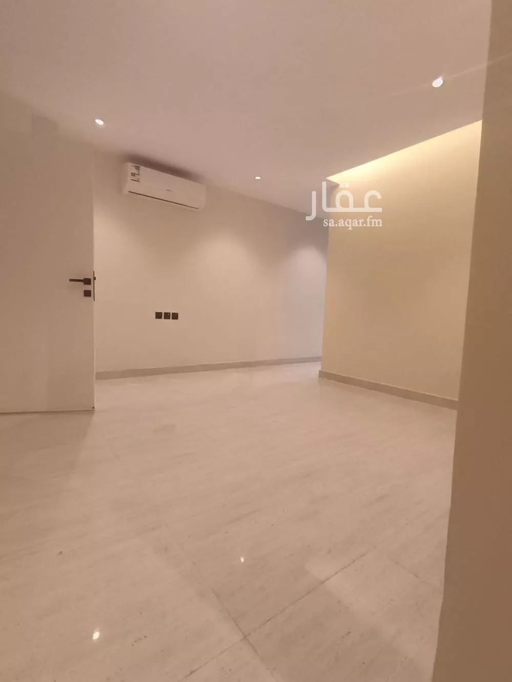 شقة 2 غرف في المربع 5