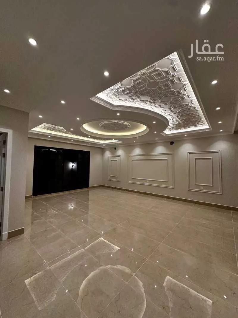 فيلا 5 غرف في الشراع 3