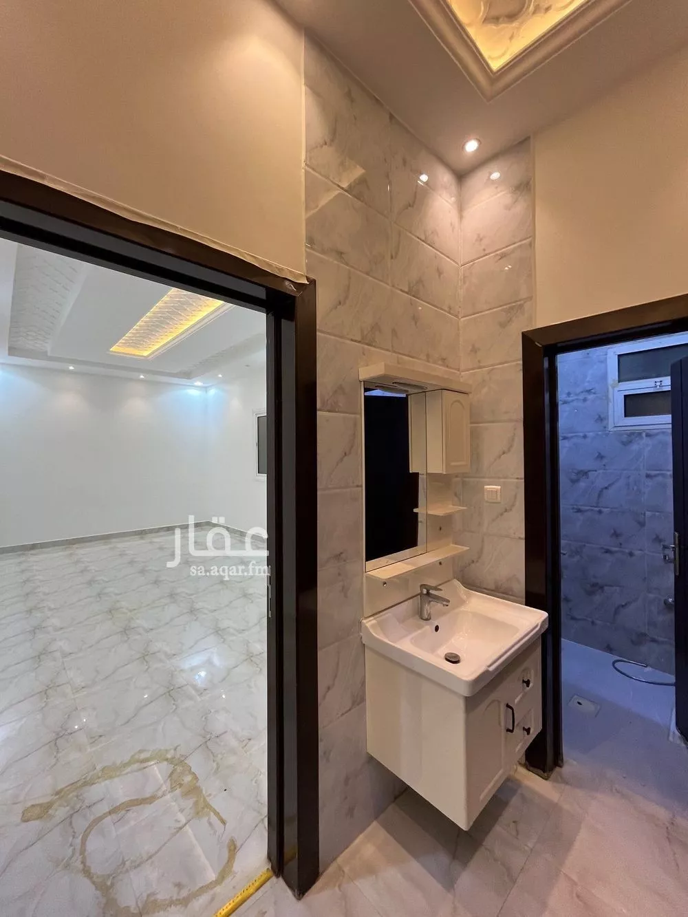 شقة 4 غرف في الشرق 2