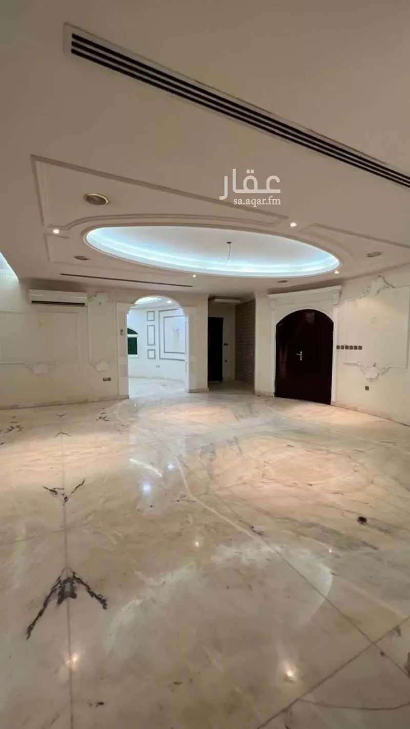 فيلا 7 غرف في الياسمين 1