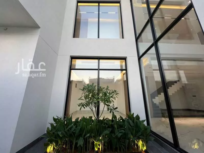 فيلا 5 غرف في النرجس 4