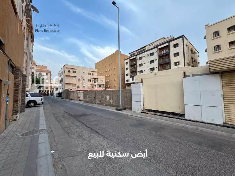 أرض 858 م² في الشرفية 5