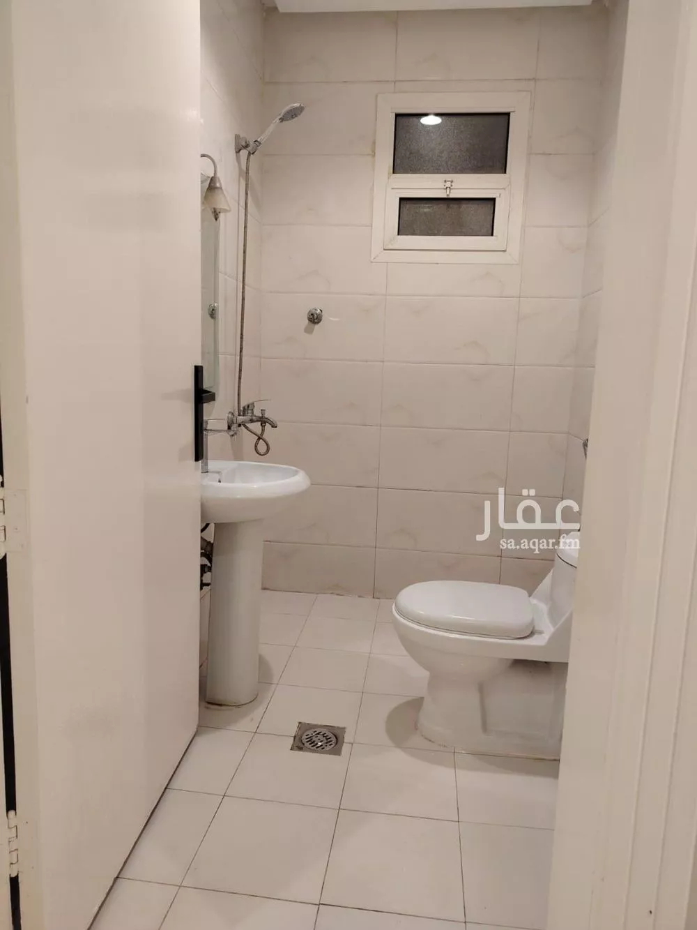 شقة 1 غرف في العارض 4