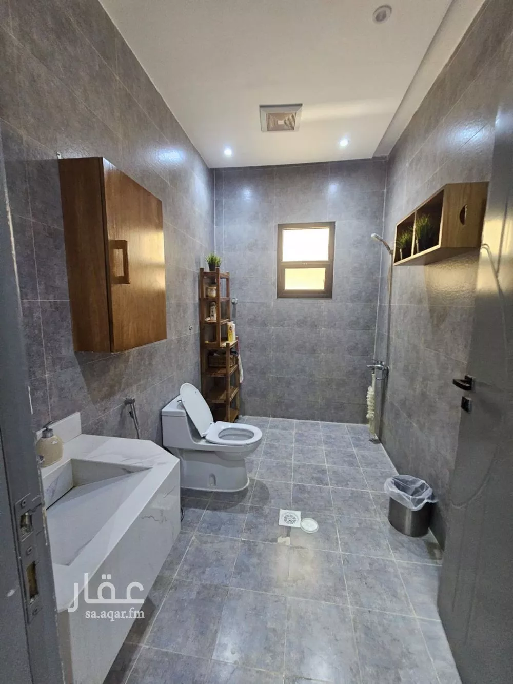 8 bedroom villa in Al Rimal 3