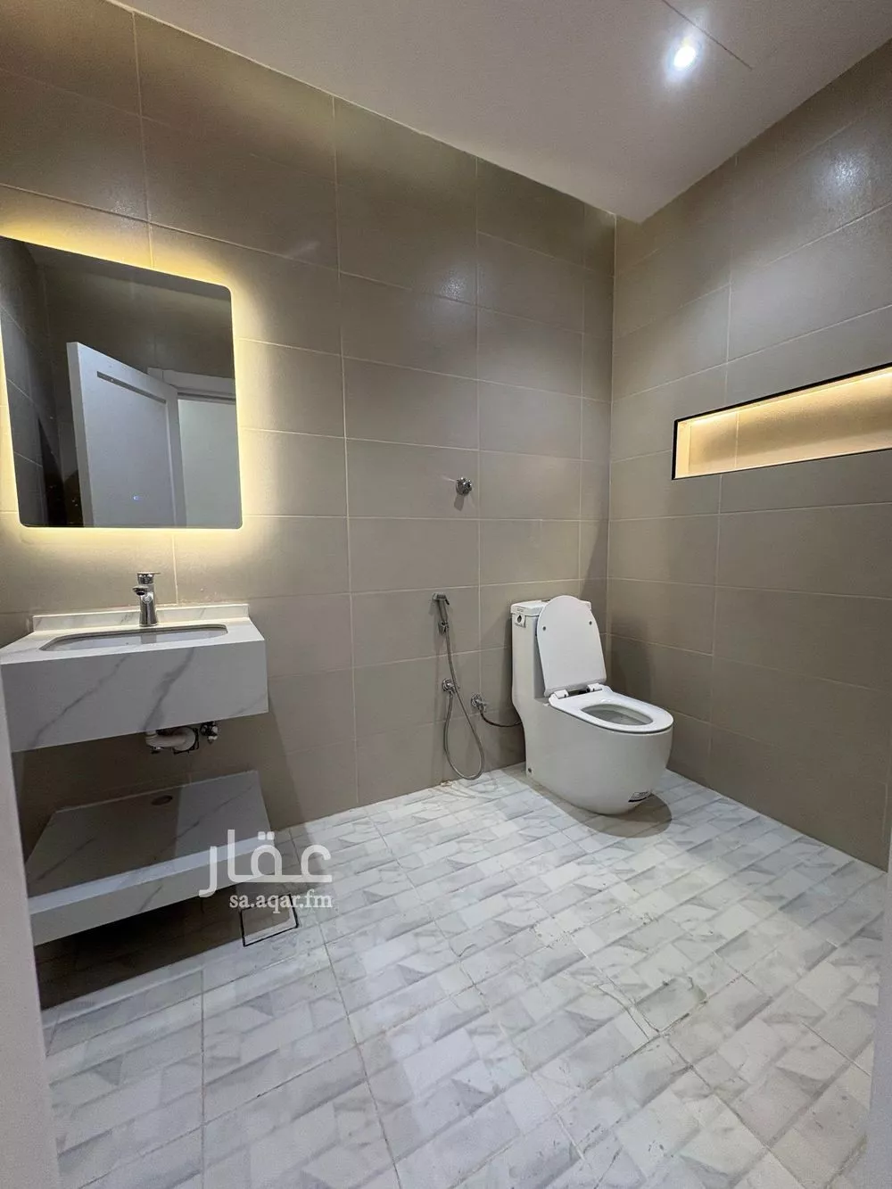 6 bedroom villa in Al Qairawan, Riyadh 7