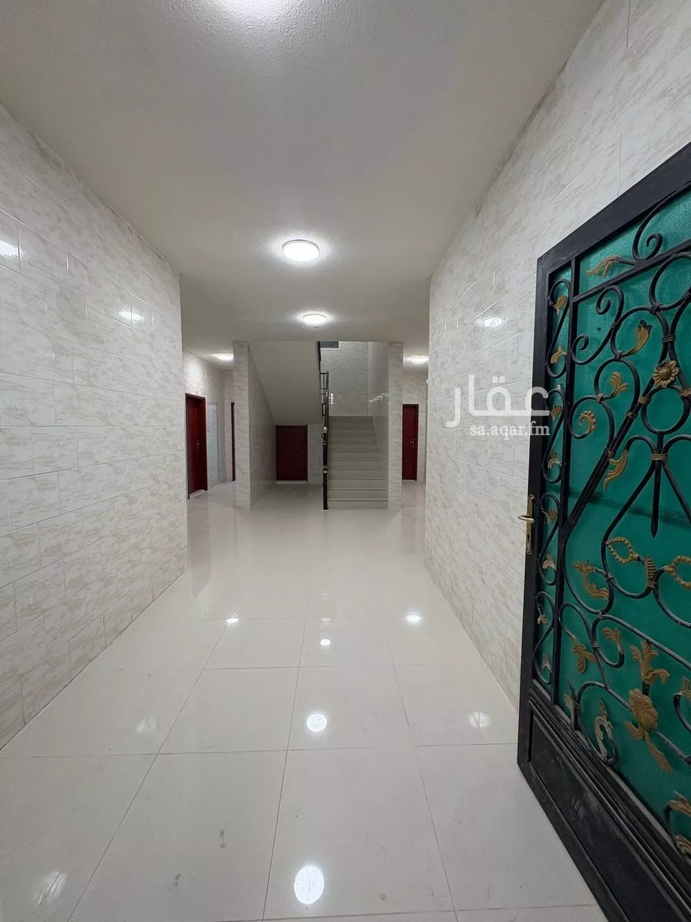 عمارة 750 م² في الوادي 4