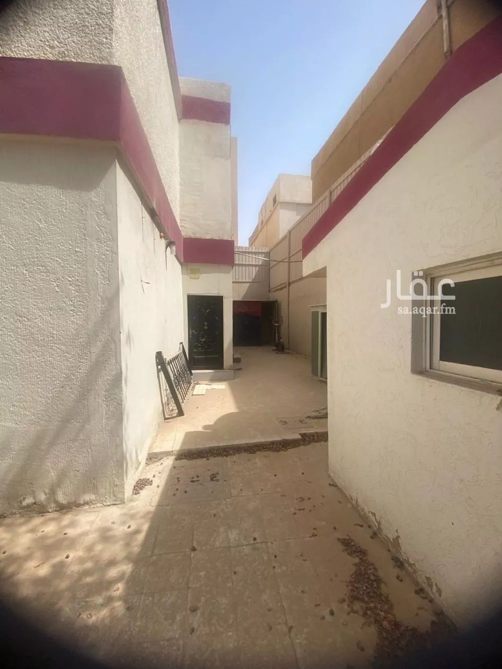 7 bedroom villa in Al Malaz 4