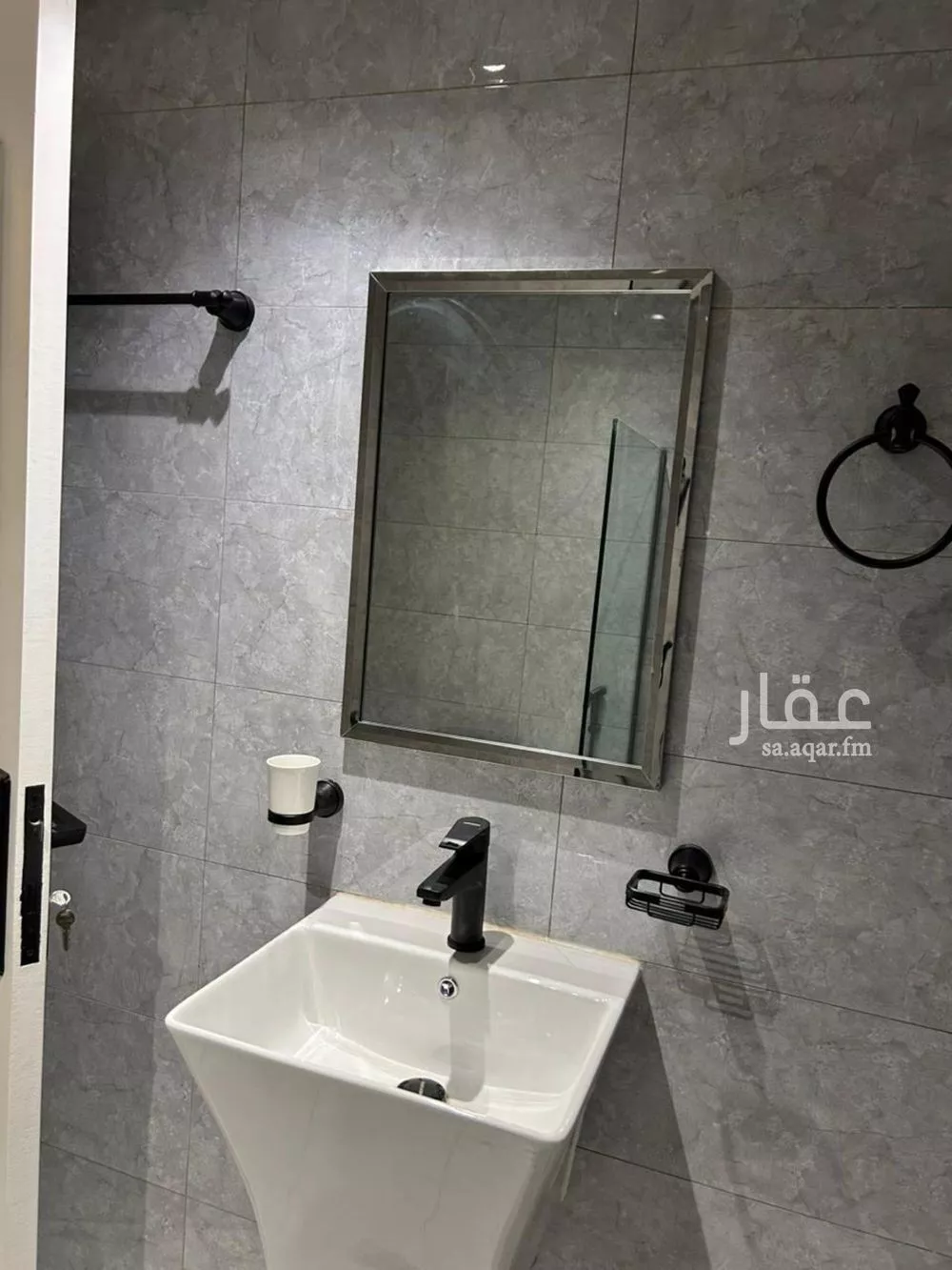 شقة 3 غرف في الندى 4