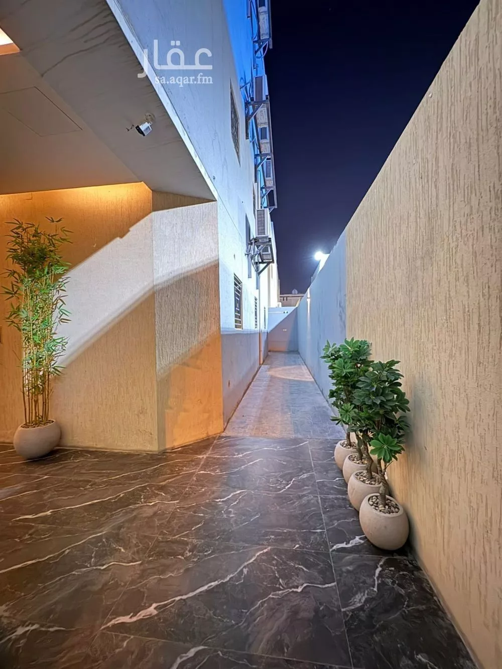 شقة 1 غرف في العقيق 2