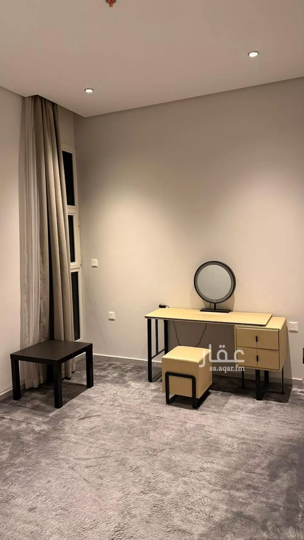 شقة 3 غرف في الملقا 4