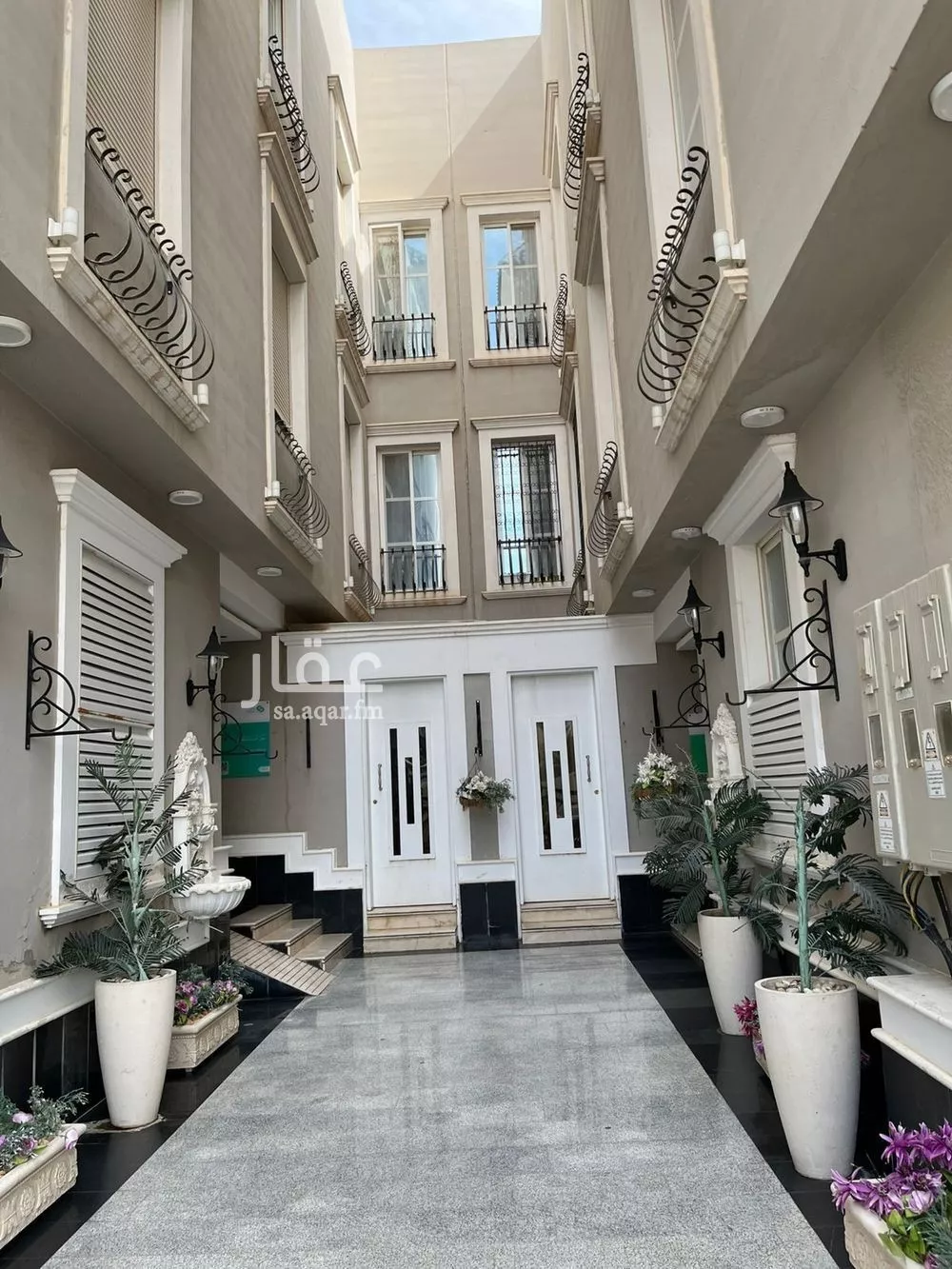 3 bedroom apartment in Al Malqa 2