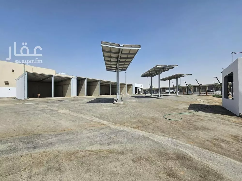 مستودع 3277 م² في الفيصلية 2